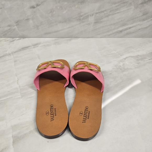 Valentino VLogo Pink Slide Sandals - Picture 5 of 10